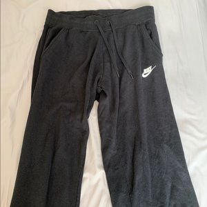 Nike Casual Wide Leg Pant